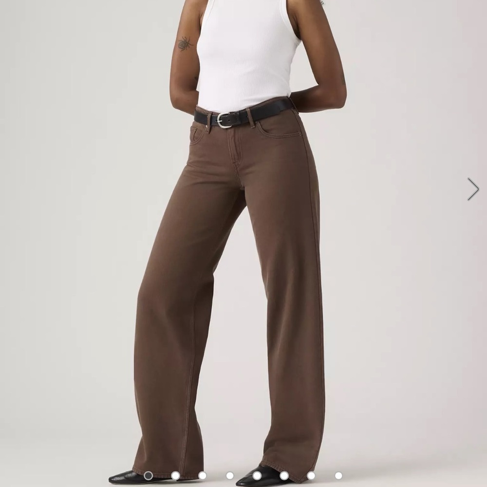 Brown low loose Levis jean